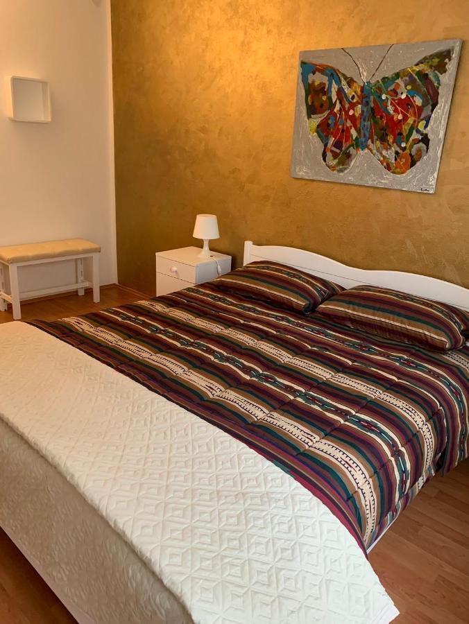 Apartman Kartec Krk Town Zewnętrze zdjęcie